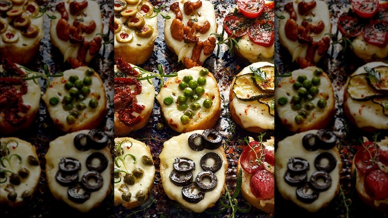 melted cheese crostini alla Romana