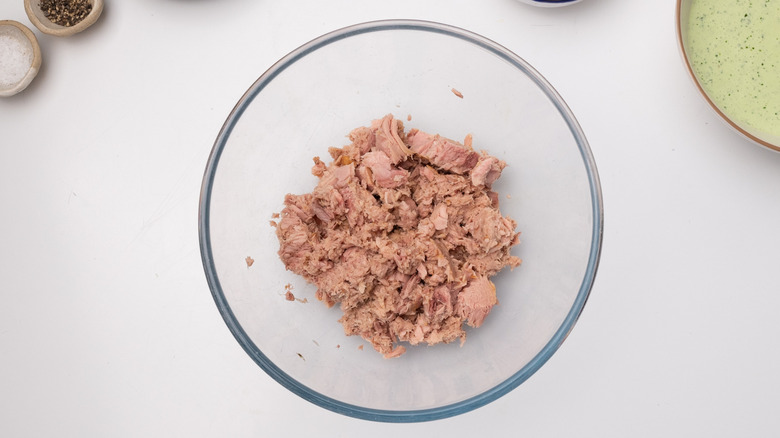 drained tuna in a bowl