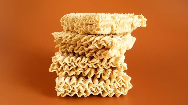 dry stacked ramen noodles