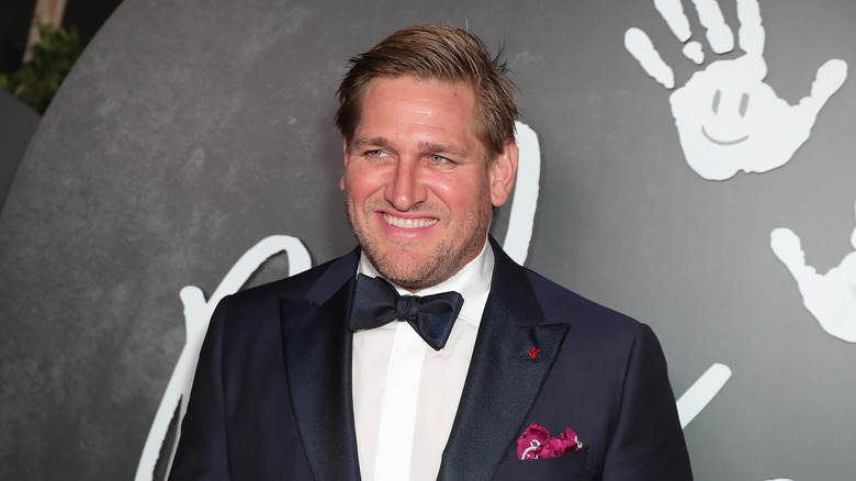 Curtis Stone smiling at event