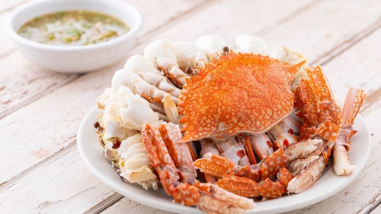 Steamed crab with a dipping sauce