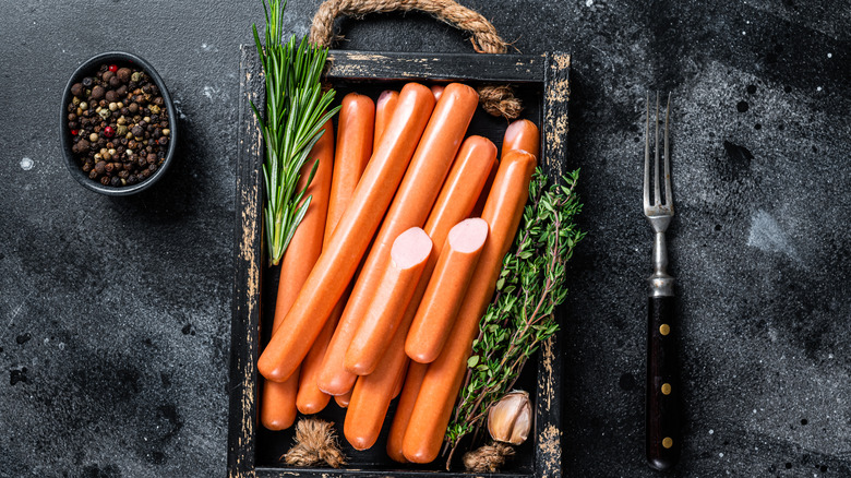 hot dogs herbs tray