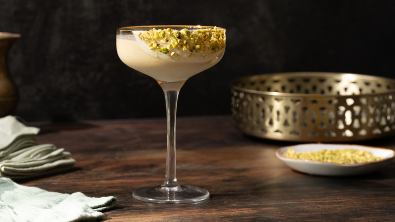 white chocolate pistachio martini