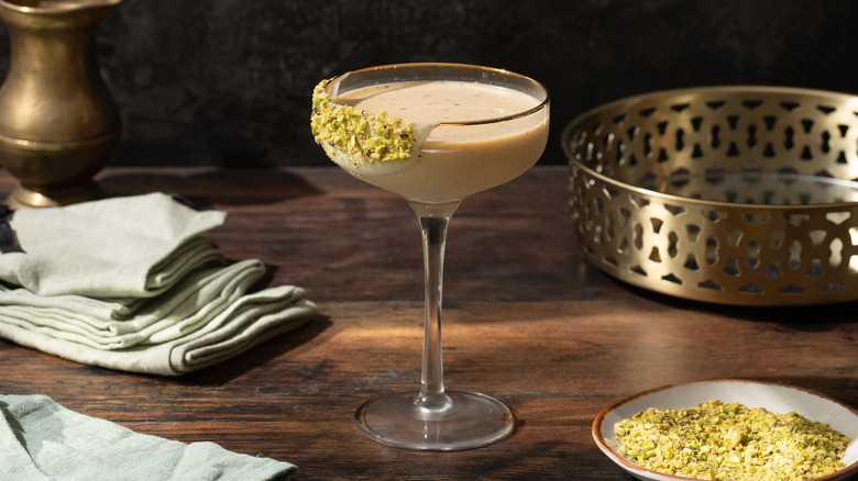 white chocolate pistachio martini