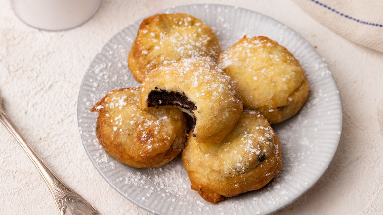 deep fried oreos on plate 