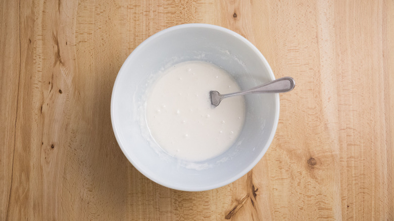 Powdered sugar icing in bowl