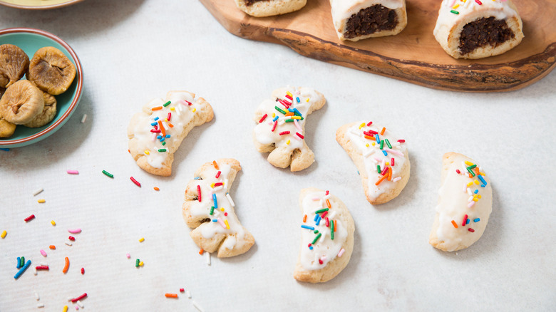 Italian Christmas cookies on table