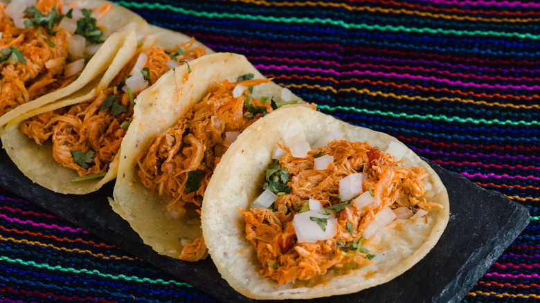 chicken tinga tacos