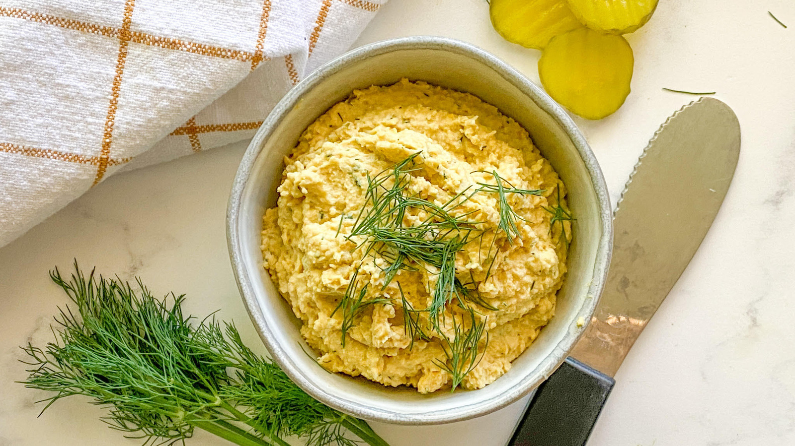 Dill Pickle Hummus Recipe 1586