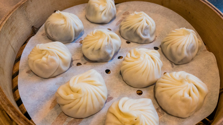 xiao long bao steaming