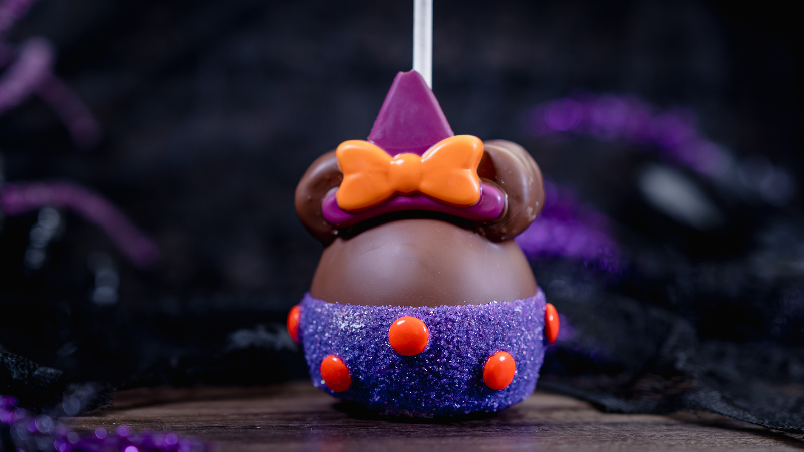 Disneyland Announced The Spooky Treats For Its Halfway To Halloween