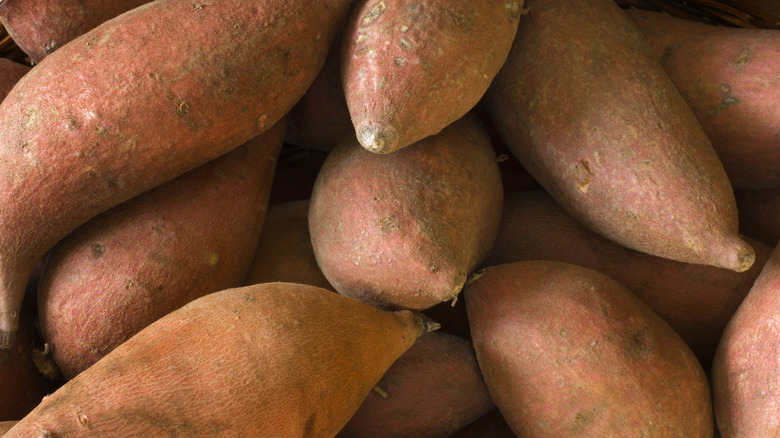 pile of sweet potatoes