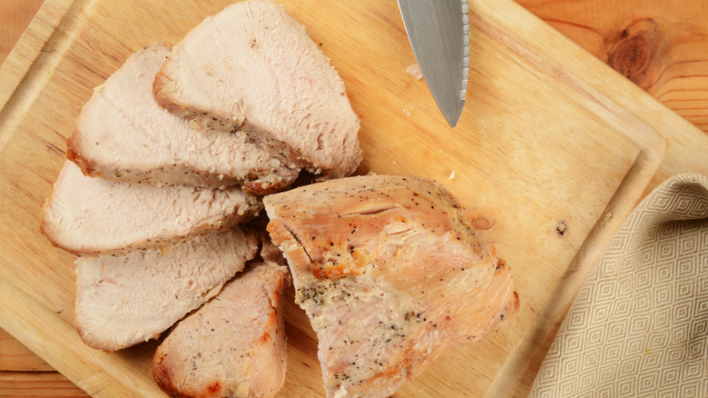 Turkey sliced on carving board 