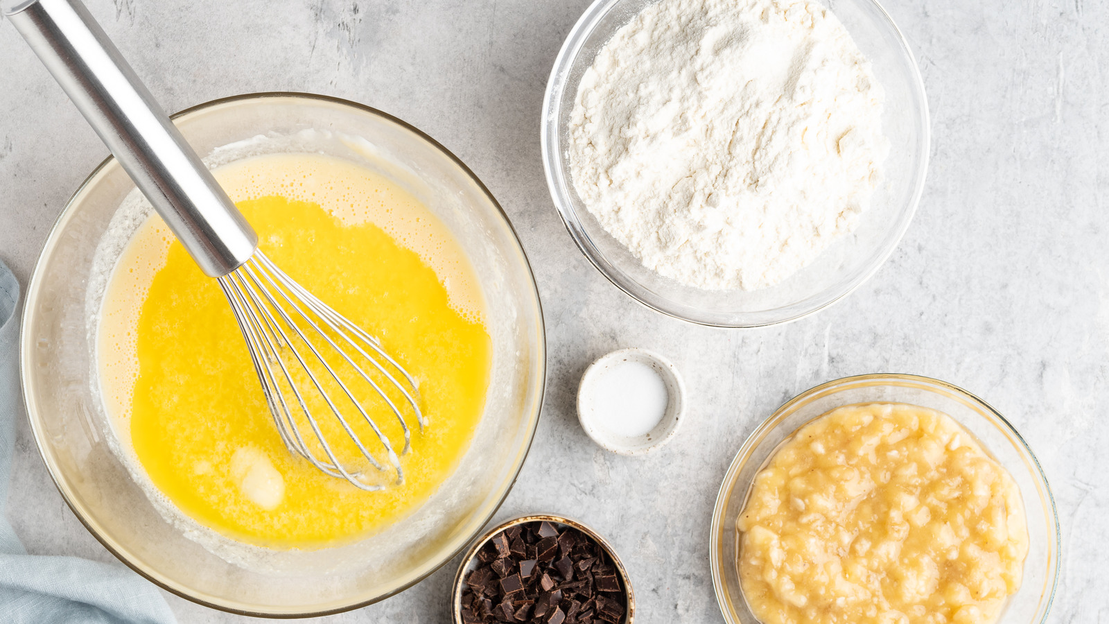 How to Properly Measure Wet and Dry Ingredients
