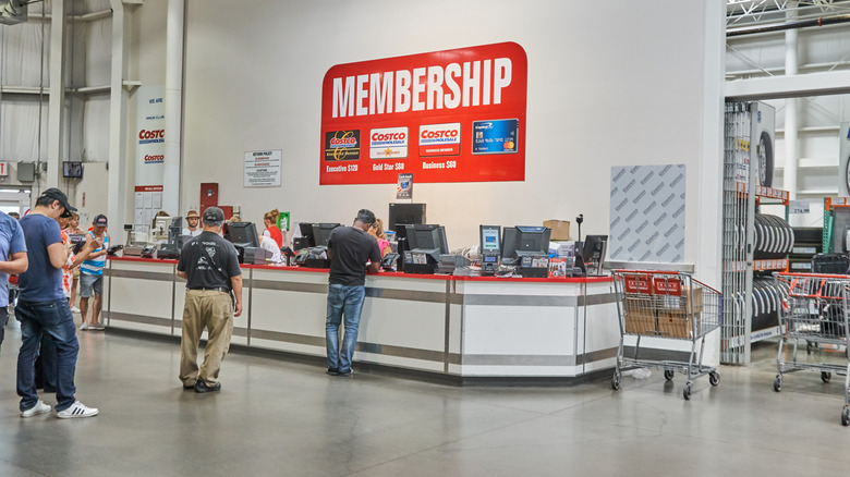 Costco membership desk