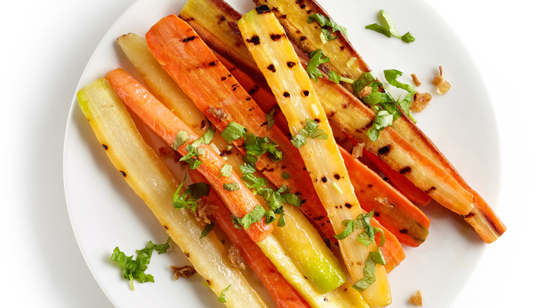 Plate of grilled carrots