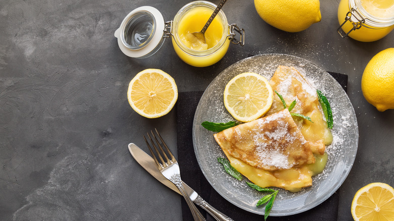 Lemon curd crepe filling 