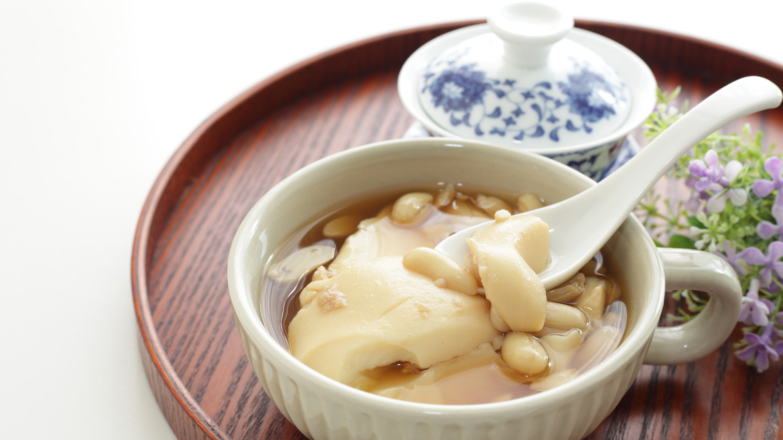 Why It Pays To Use Homemade Soy Milk For Tofu Pudding