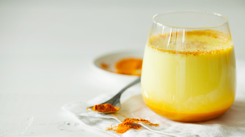 Turmeric latte