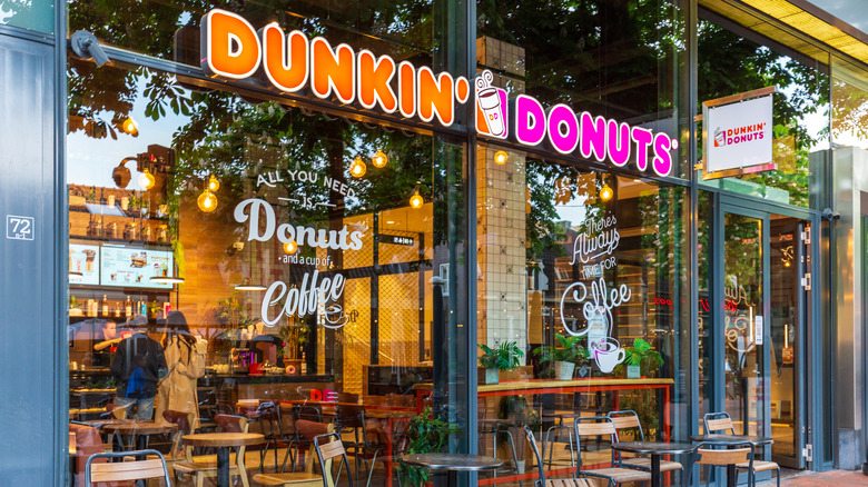 Dunkin' location frontage