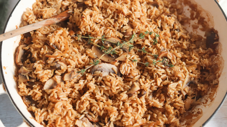 french onion rice with herbs