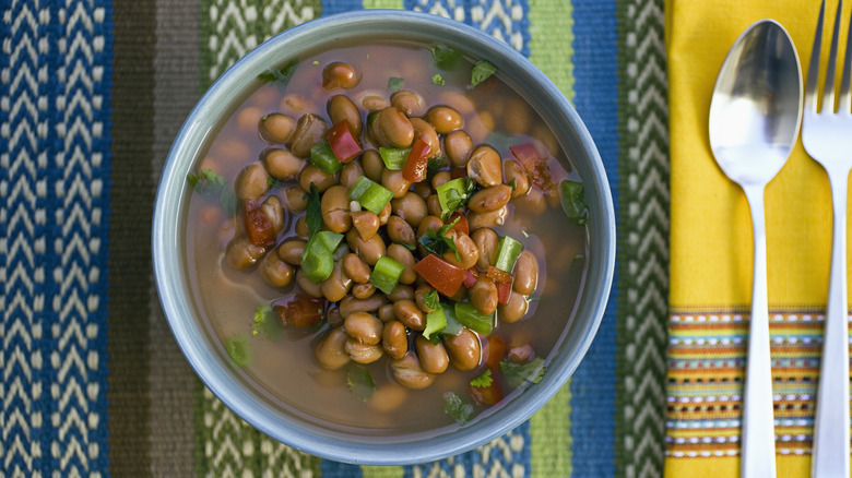 Beans with marinade in bowl