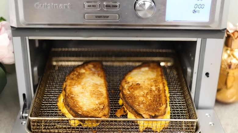 grilled cheese in air fryer