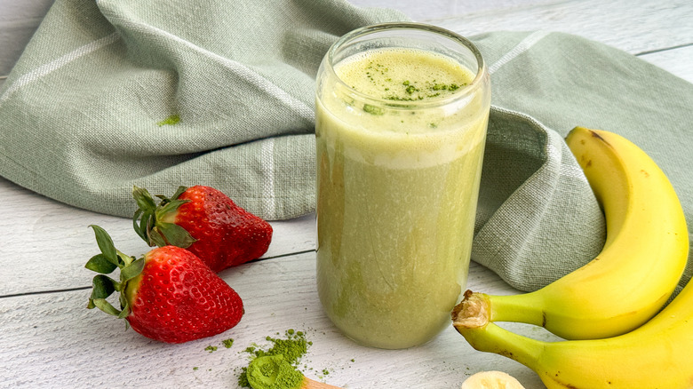 smoothie in glass