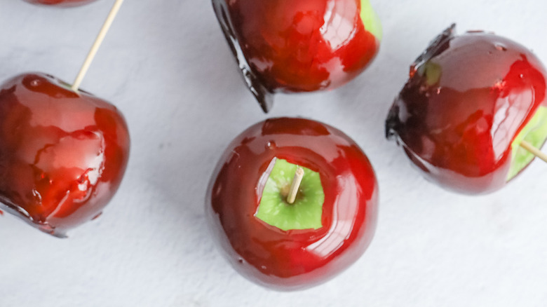 Easy Candy Apples Recipe 8764