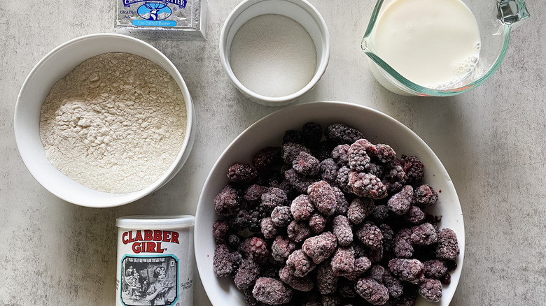 dewberry cobbler ingredients