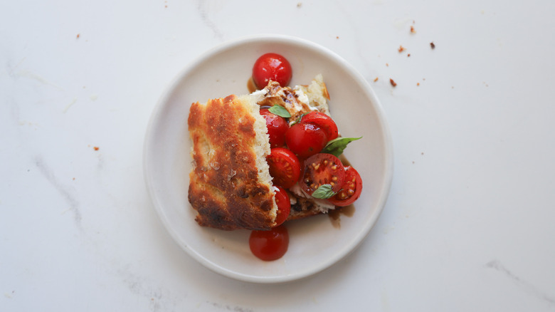 Focaccia with ricotta and tomatoes