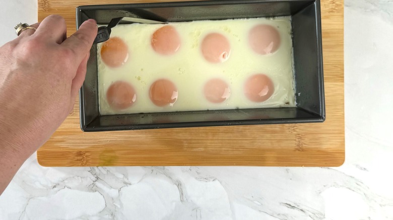 baked eggs in loaf pan