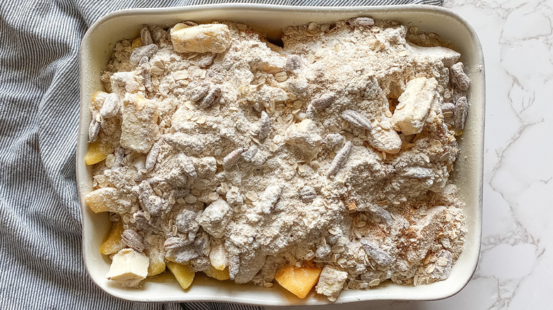 peach crisp before baking