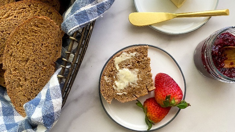 bread on plate with strawberries