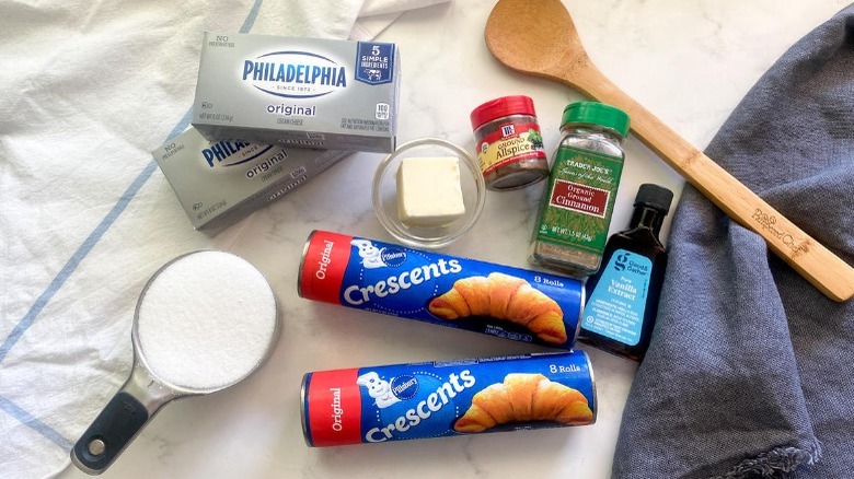 sopapilla cheesecake ingredients