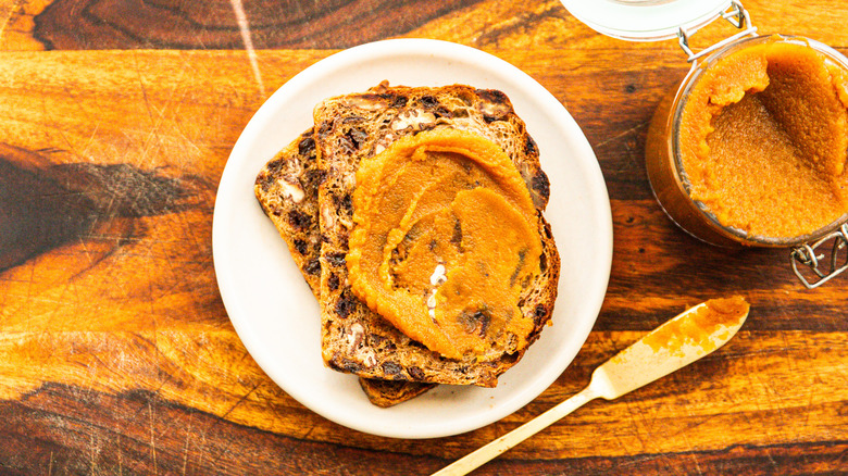 Plate of toast with squash butter