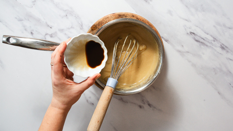 Adding Worcestershire to gravy