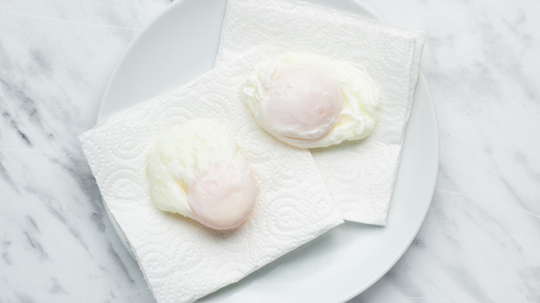 poached eggs on plate 