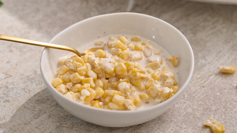 elote mixture in bowl