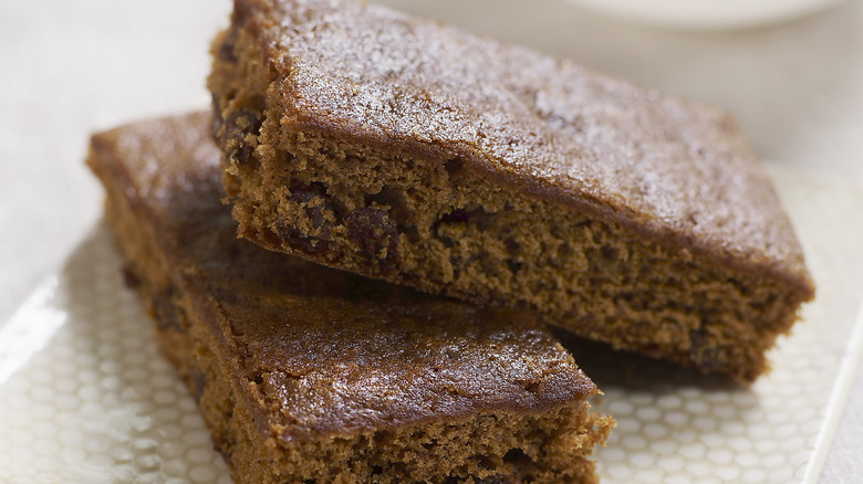 Slices of gingerbread loaf