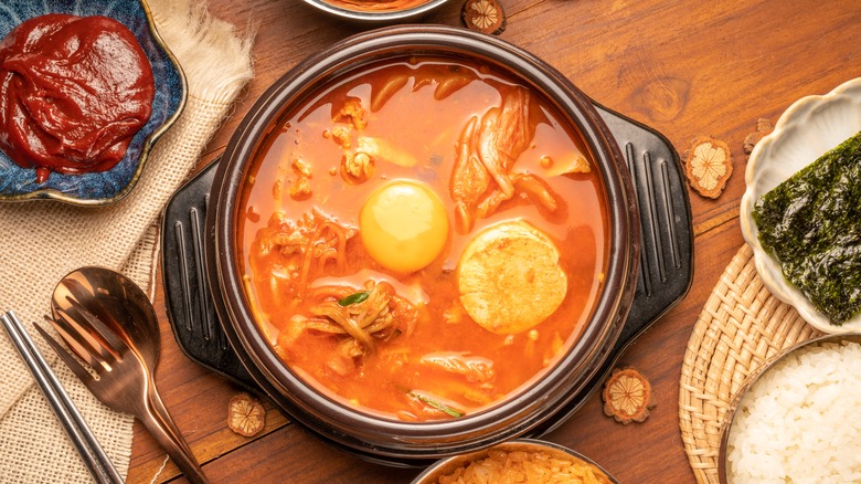 Kimchi soup