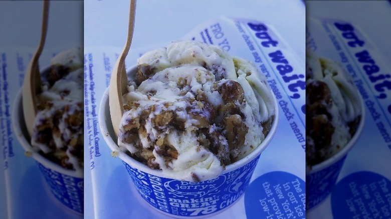 Butter Pecan ice cream in cup