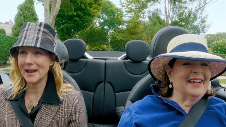 Laura Linney and Ina Garten in car