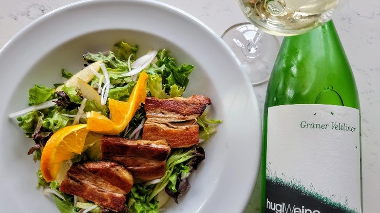 Grüner veltliner and salad