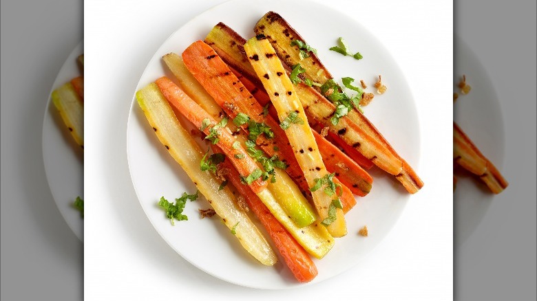 Grilled carrot platter