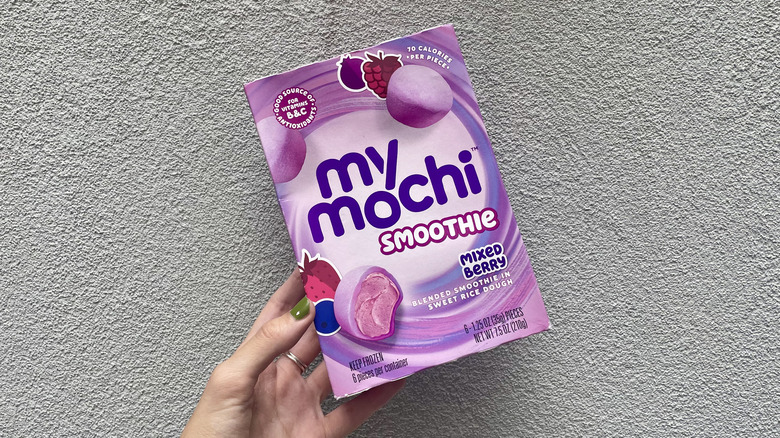 mymochi mixed berry smoothie