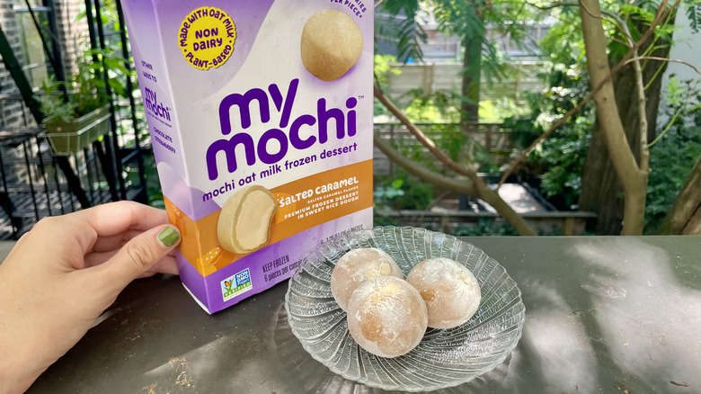 non dairy salted caramel mymochi