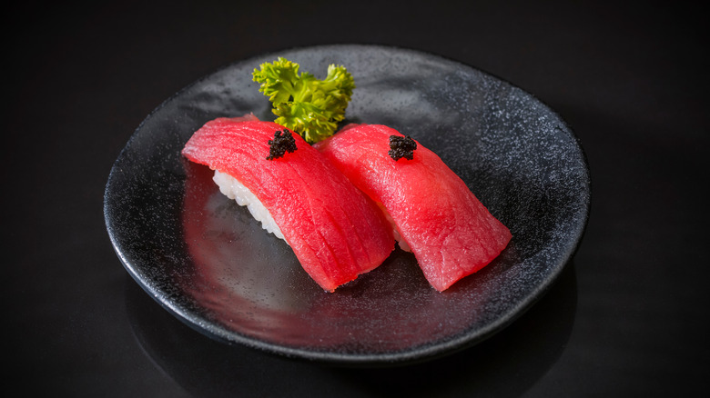 tuna nigiri on plate