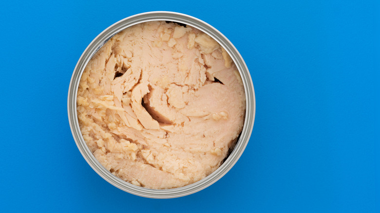 can of white albacore tuna