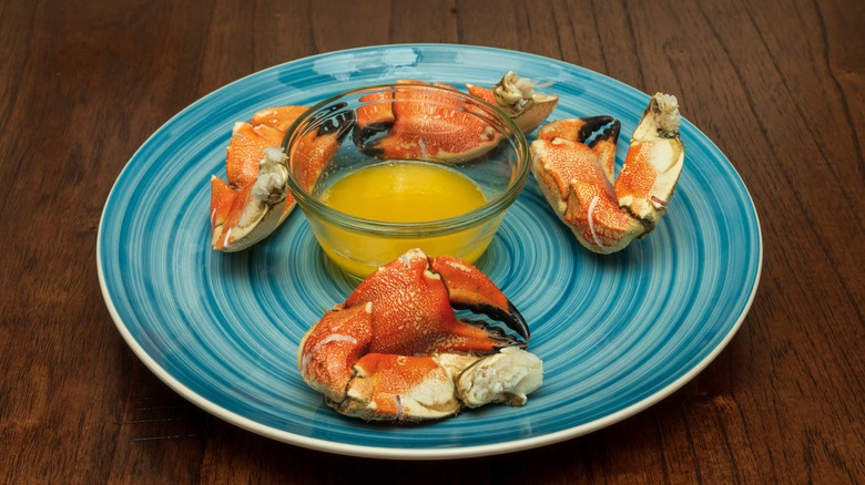 Jonah crab claws butter blue plate